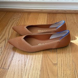 Rothy’s Pointed Flats in Fawn